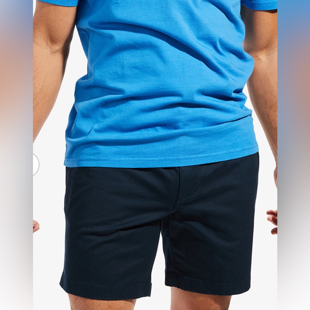 Chubbies‎ Armada Navy 7 inch inseam shorts with Elastic Waist size M